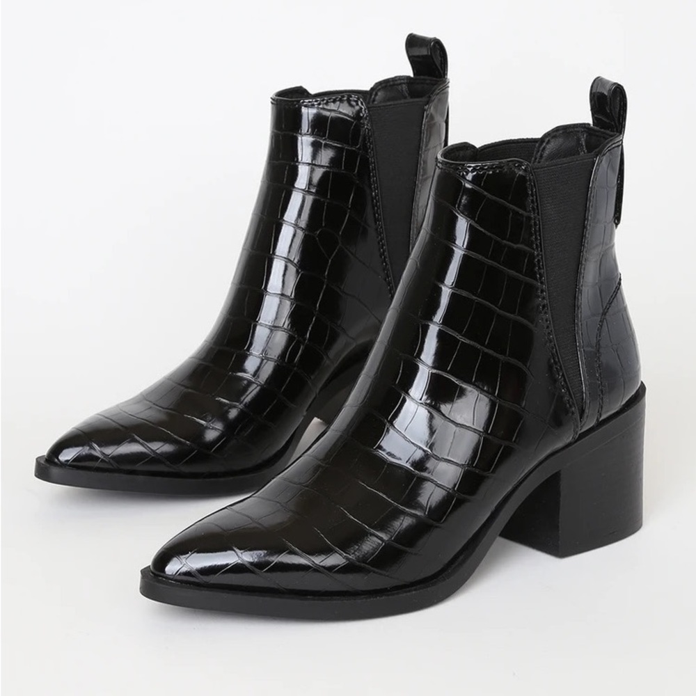 Size 8 - Steve Madden Black Croc Booties